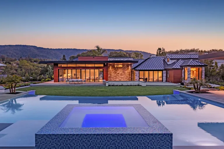 M. DESIGNS ARCHITECTS
