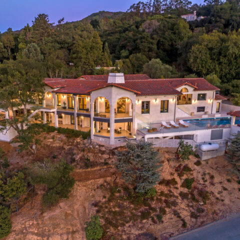 #R2 Blackberry Hill Residence