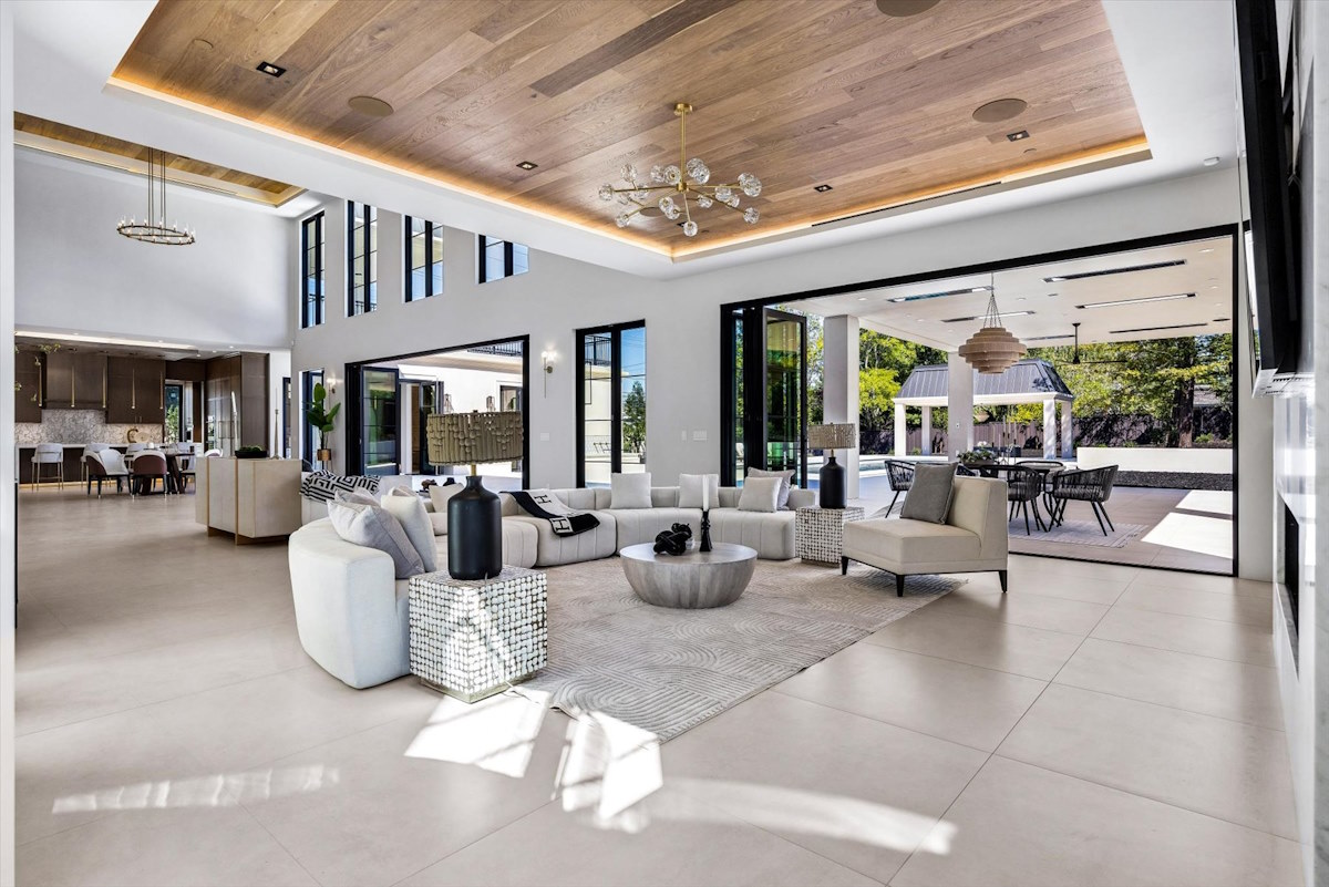 Los Altos hills, California, Architecture Design